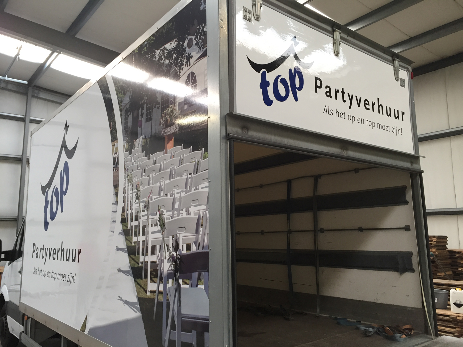 Bakwagen belettering Top Party Verhuur Someren